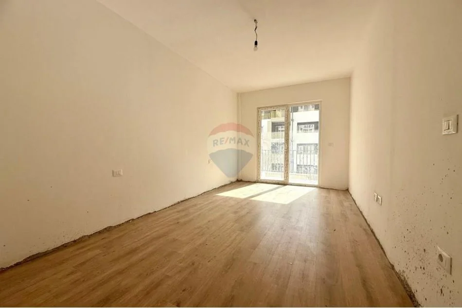 Tirane, shitet apartament 2+1+Aneks+Ballkon Kati 5, 119 m² 189.900 € (rruga dritan hoxha)