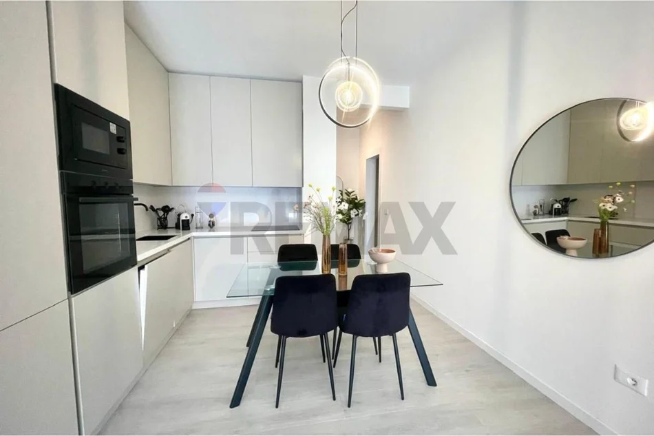 Tirane, jepet me qera apartament 2+1 , (Kodra e Diellit)