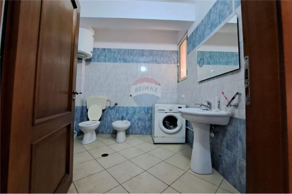 Radhime - Orikum, shitet apartament 1+1+Ballkon Kati 7, 75 m² 78.000 € (Orikum, Vlore)