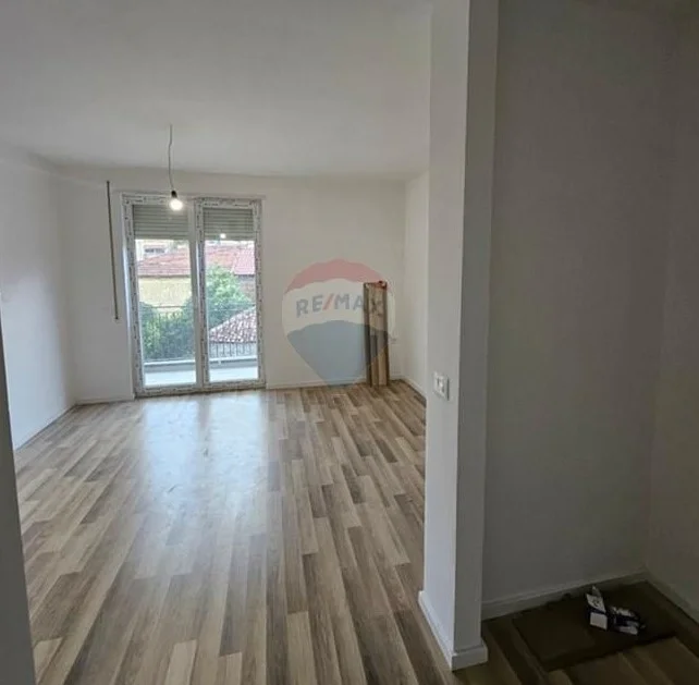 Tirane, shitet apartament 1+1 , 44 m² 92.000 € (shkolla e baletit ID: 530571006-7)