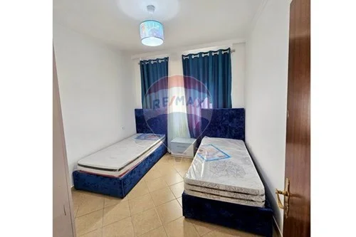 Tirane, jepet me qera 2+1+Ballkon Kati 5, 95 m² 500 € (Pediatria - Porcelan - Oxhaku, Shqipëri)