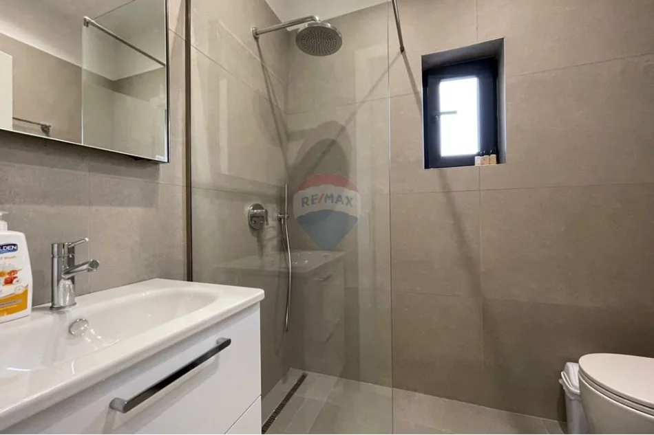 Tirane, jepet me qera apartament , 50 m² 600 € 