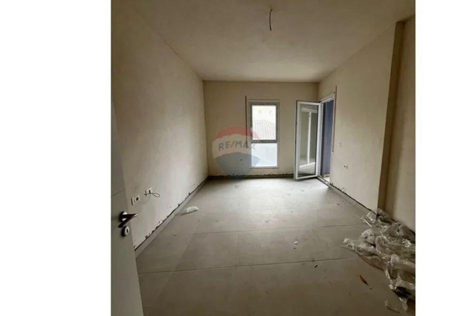 Tirane, shitet apartament , 116 m² 194.000 € 