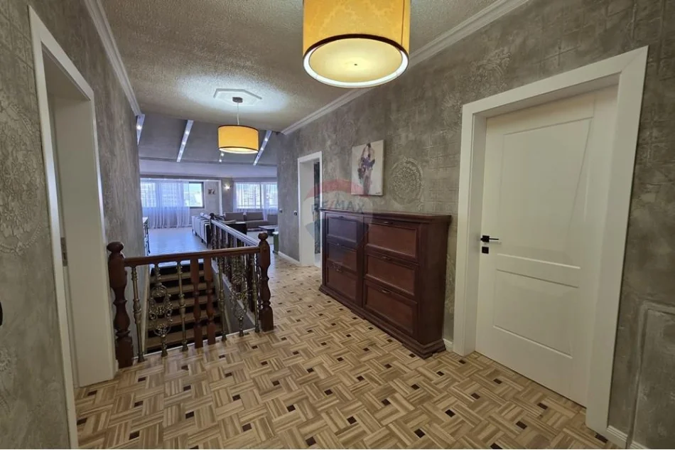Tirane, shitet apartament+verande | Penthouse 4+1 , 330 m² 800.000 € (Lake View, Tiranë)