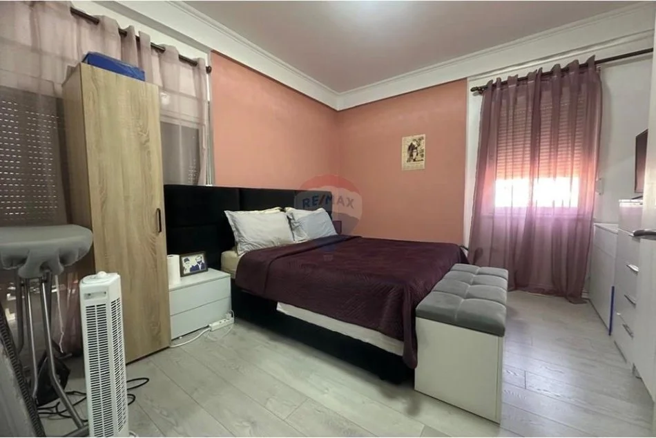 Tirane, shitet apartament 2+1+Ballkon , 110 m² 186.000 € 