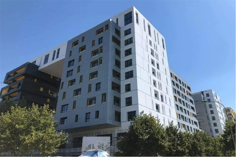 Tirane, shitet apartament 2+1+Ballkon Kati 5, 102 m² 265.500 € (Kompleksi Square 21)