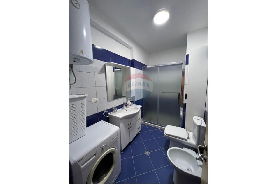 Tirane, shitet apartament 1+1+Ballkon Kati 7, 65 m² 115.000 € (Apartament - Për Shitje - Kompleksi Fratari, Tiranë)