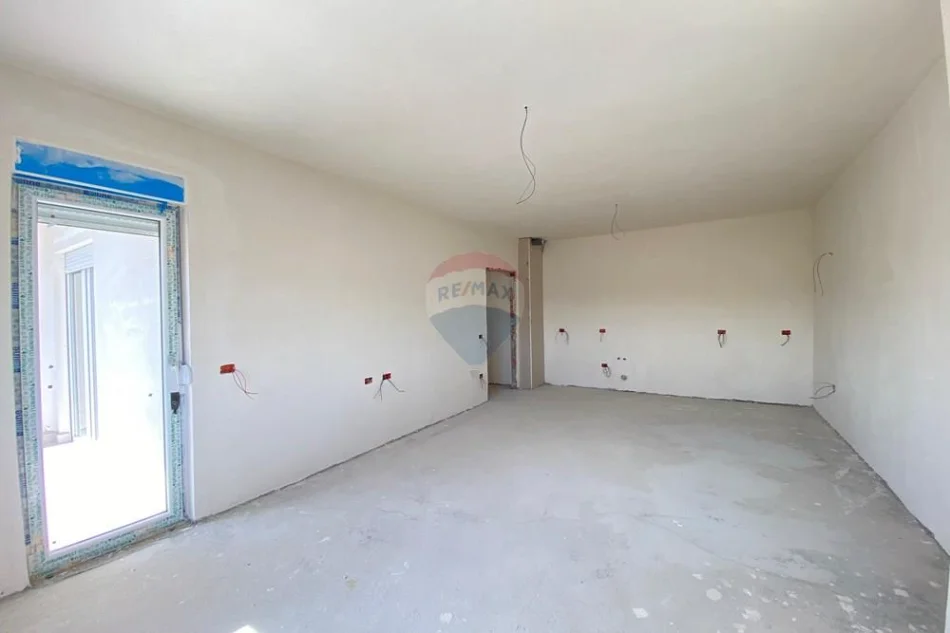 Tirane, shitet apartament , 110 m² 105.000 € 