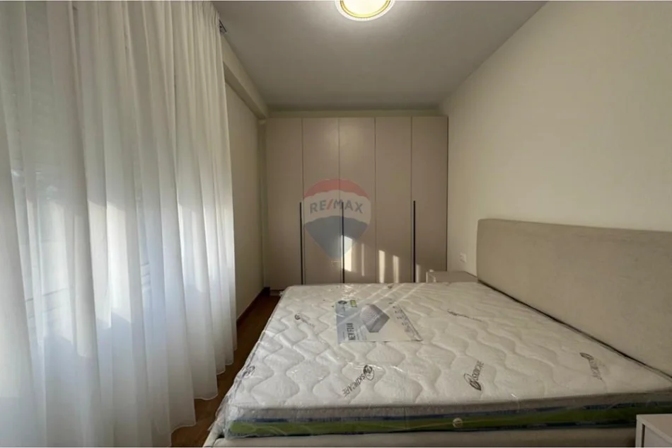Tirane, jepet me qera apartament 1+1 Kati 2, 50 m² 650 € (Don Bosco)