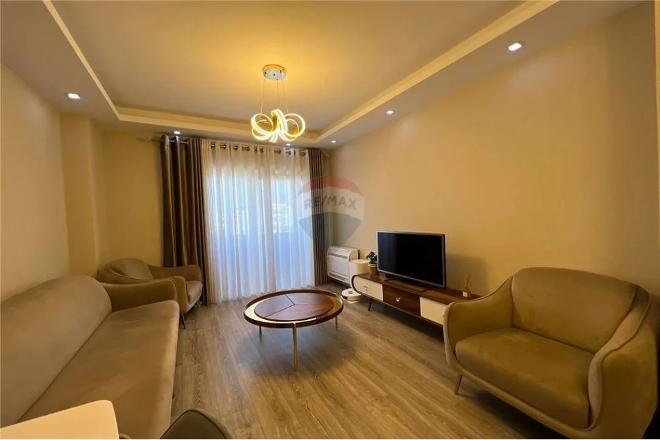 Tirane, jepet me qera apartament 2+1+Ballkon Kati 5, 92 m² 900 € 