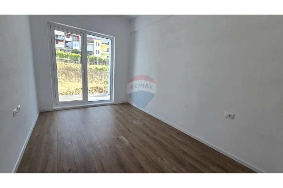 Tirane, shitet apartament , 57 m² 86.000 € 