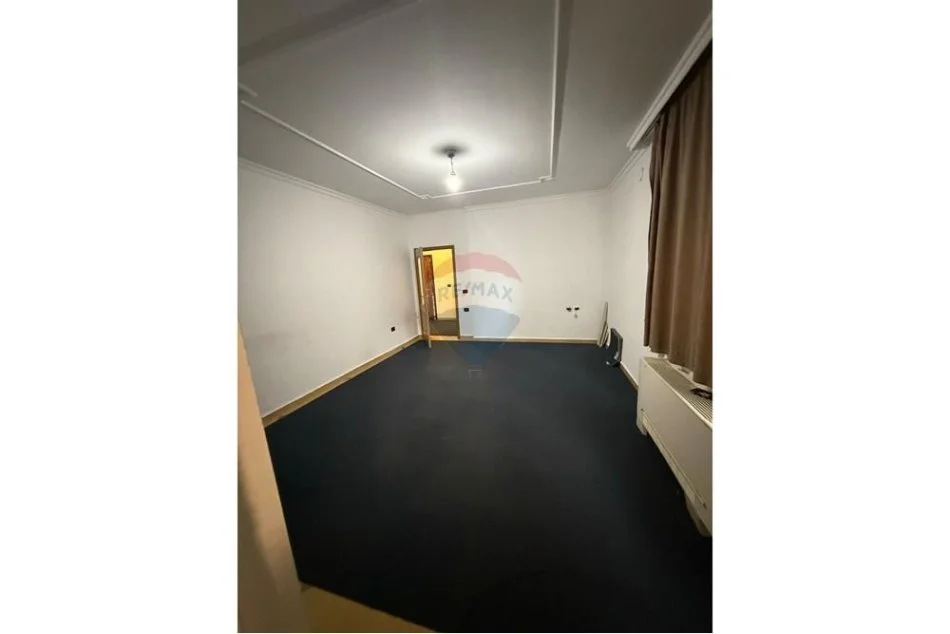 Tirane, jepet me qera ambjent biznesi Kati 2, 182 m² 1.500 € (ID: 530291049-14)