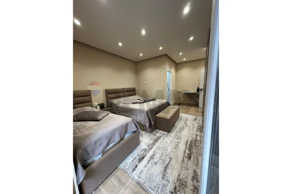 Tirane, shitet apartament , 114 m² 210.000 € 
