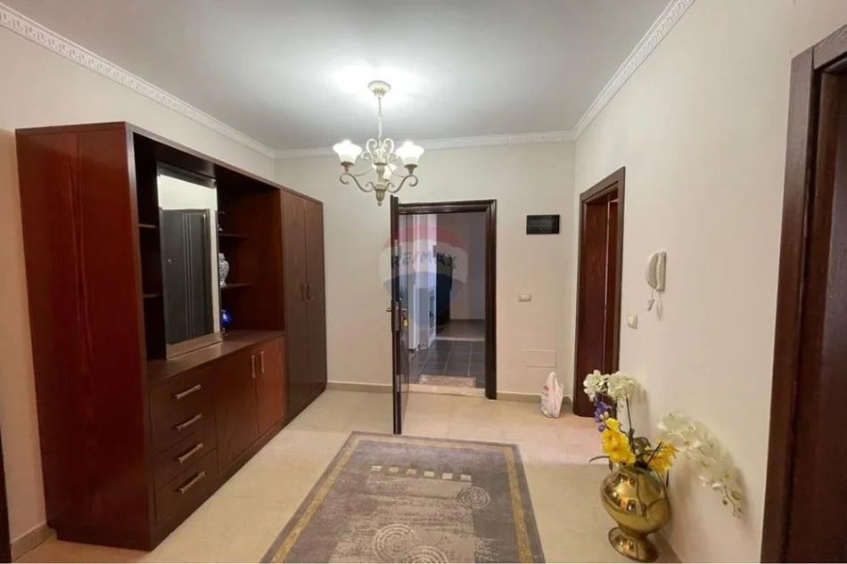 Tirane, shitet apartament 3+1 Kati 3, 183 m² 330.000 € (Kopshti Zoologjik, Tiranë)