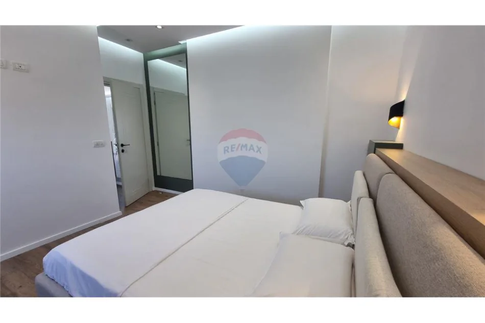 Vlore - Lungomare, shitet apartament 1+1 , 65 m² 180.000 € (Radhime, Vlore)