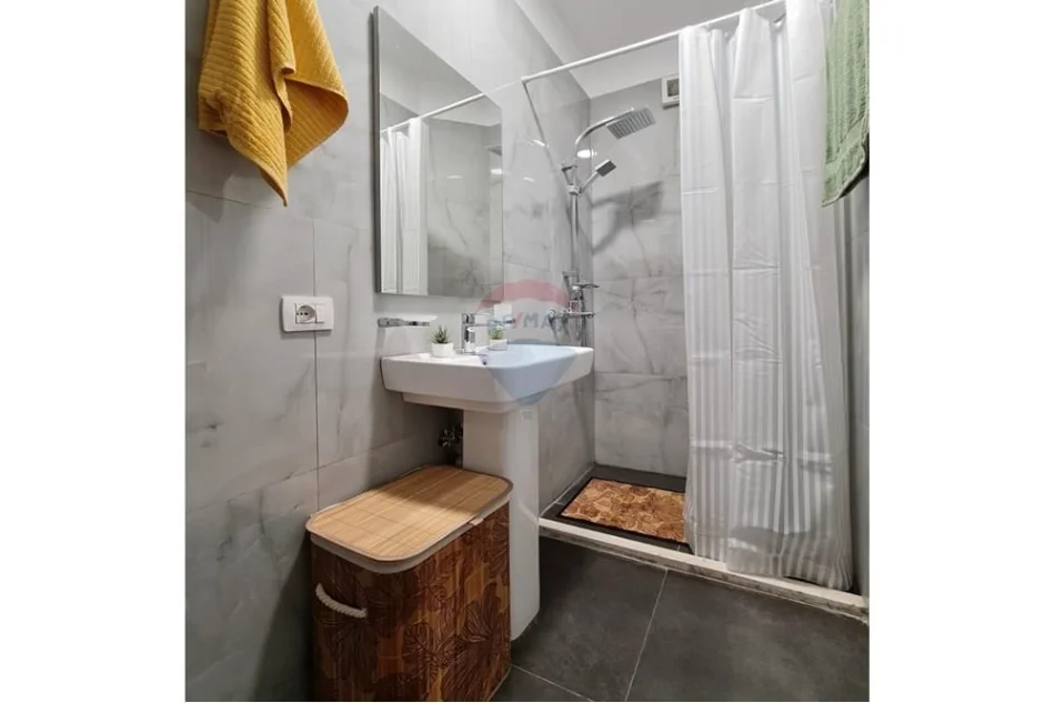 Tirane, shitet apartament , 35 m² 85.000 € 