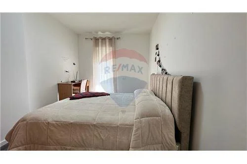 Tirane, jepet me qera apartament 2+1 Kati 2, 95 m² 600 € (Kompleki Magnet - 21 Dhjetori, Shqipëri)