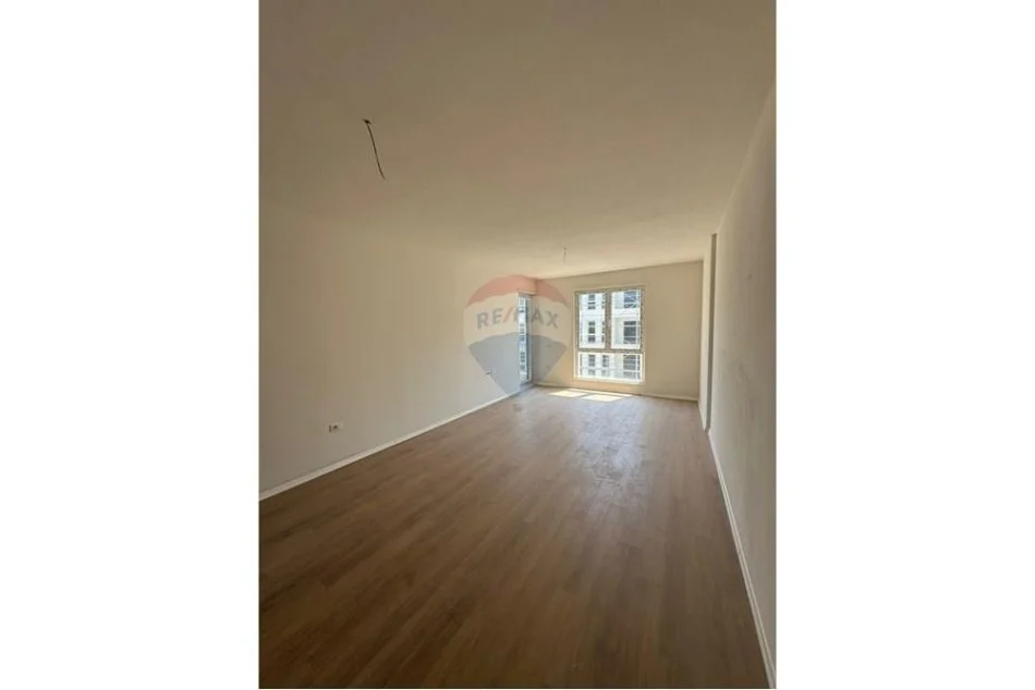 Tirane, shitet apartament 2+1+Ballkon , 104 m² 110.000 € (Univers City, QTU)