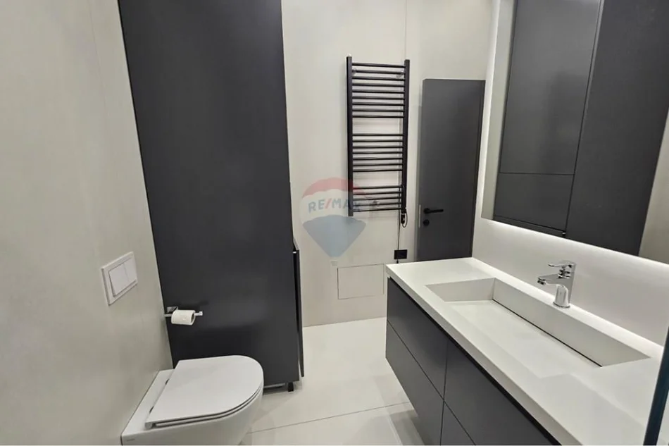Tirane, jepet me qera apartament , 74 m² 900 € 