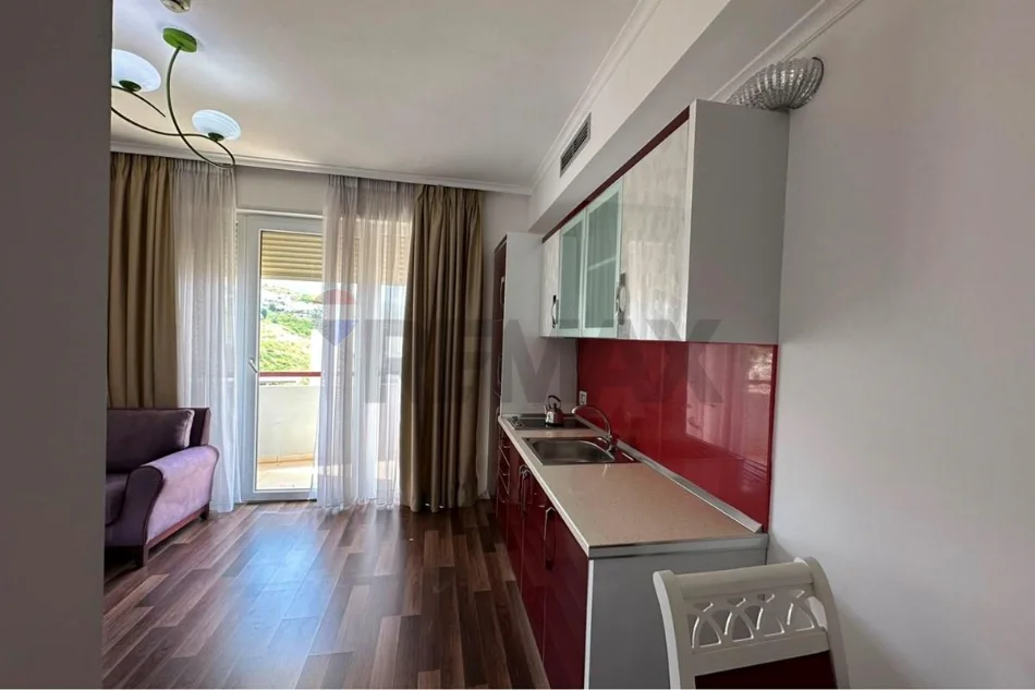 Tirane, shitet apartament , 77 m² 116.861 € 