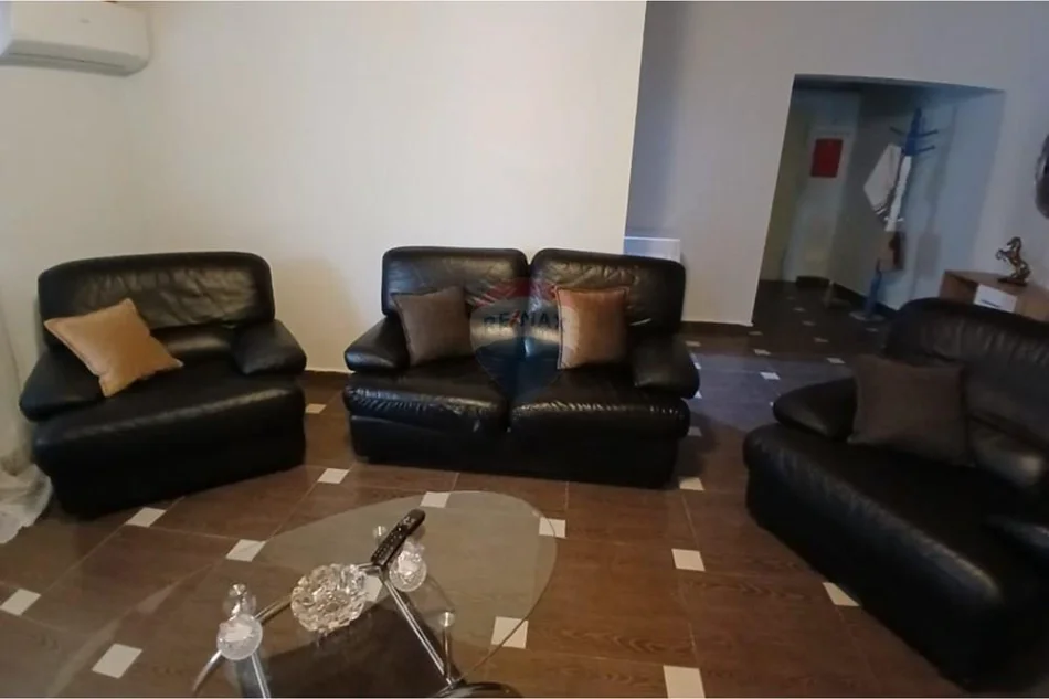 Tirane, jepet me qera apartament , 120 m² 700 € 