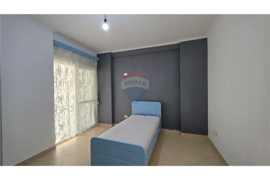 Vlore, shitet apartament 2+1 Kati 2, 102 m² 150.000 € (Rr.Cipajve, Vlore)