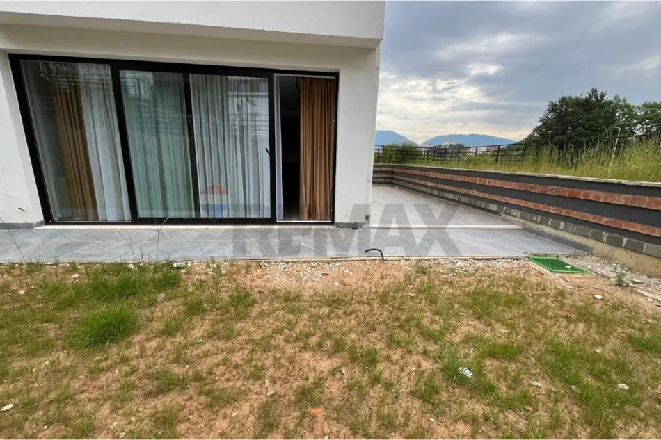 Tirane, jepet me qera apartament , 144 m² 1.500 € 