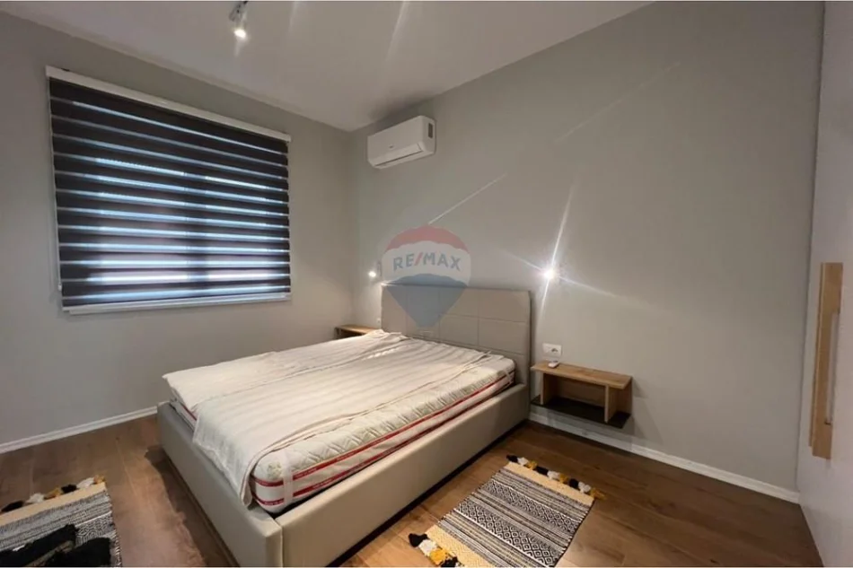 Tirane, jepet me qera apartament 1+1 Kati 2, 72 m² 640 € 