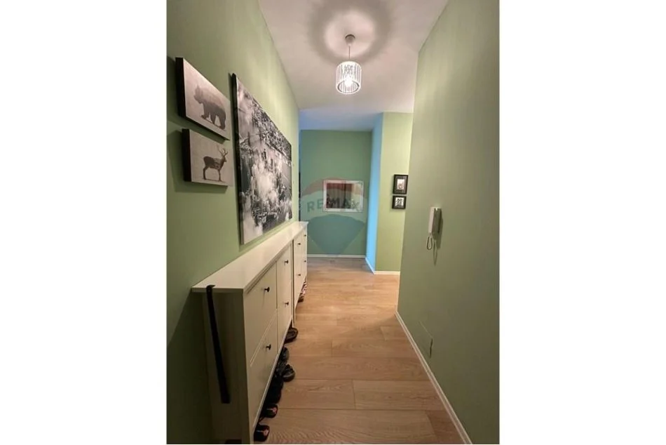 Tirane, jepet me qera apartament 2+1+Ballkon , 105 m² 700 € 