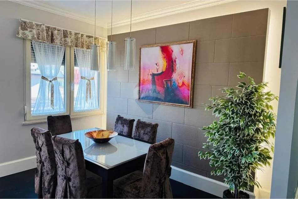 Tirane, jepet me qera apartament , 124 m² 1.100 € 
