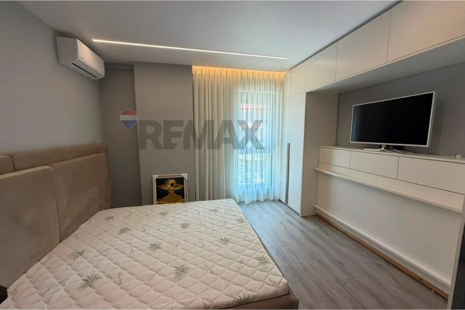 Tirane, jepet me qera apartament 1+1+Ballkon Kati 1, 70 m² 60.000 € (Bulevardi i Ri)