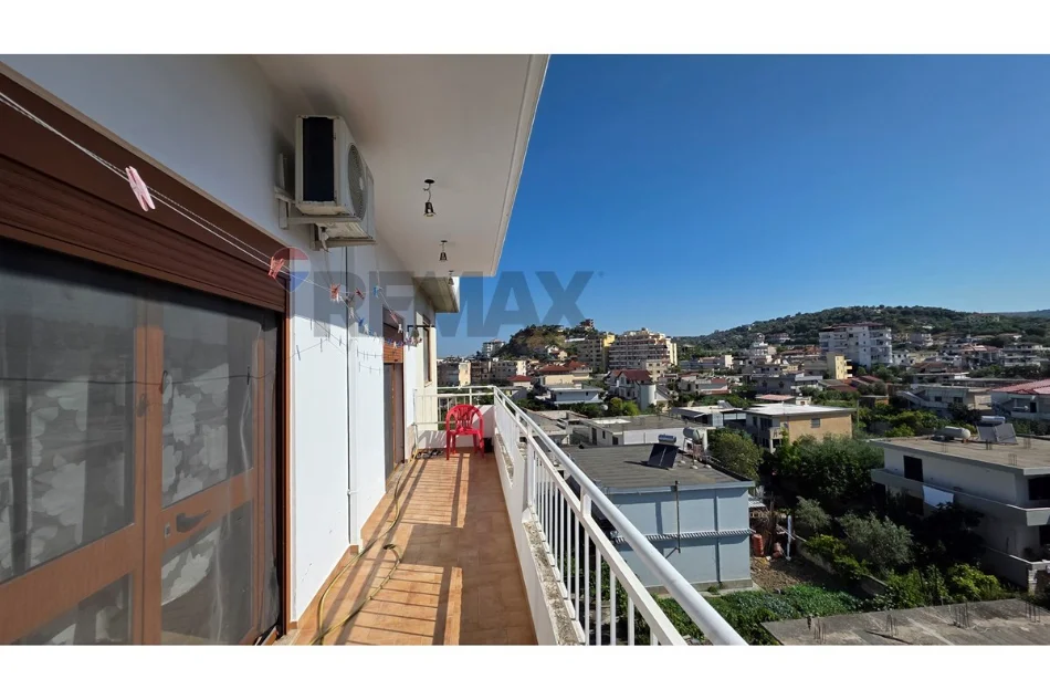 Vlore, shitet apartament 3+1+Aneks+Ballkon Kati 5, 170 m² 237.000 € (Rruga Dush Strati, pranë Zjarrfikëses)