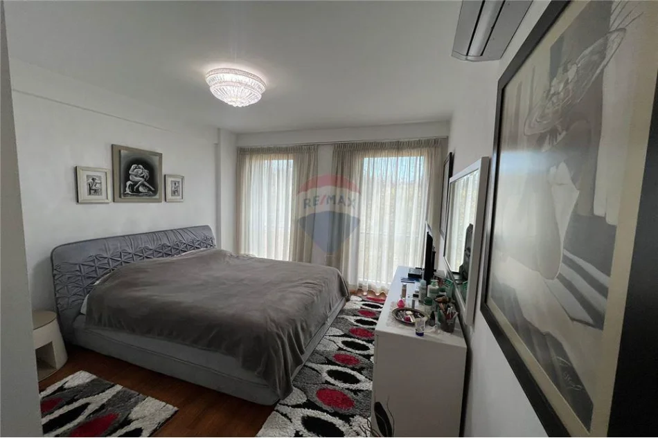 Tirane, jepet me qera apartament 2+1+Ballkon , 85 m² 850 € (Rruga e Elbasanit)
