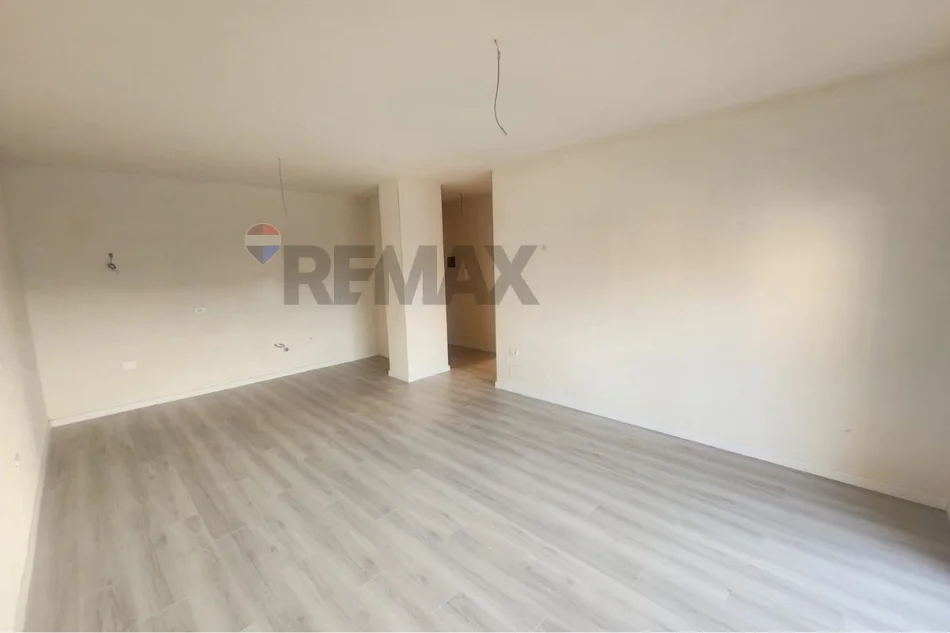 Tirane, shitet 2+1 , 108 m² 214.000 € (don bosko)