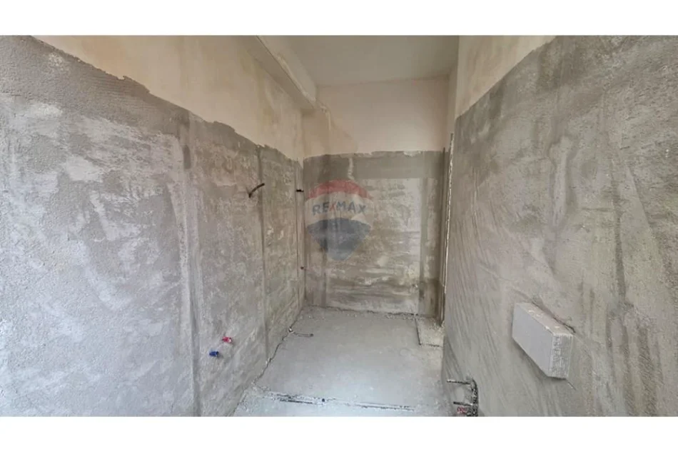 Radhime - Orikum, shitet apartament 2+1 Kati 4, 96 m² (Orikum, Vlore)