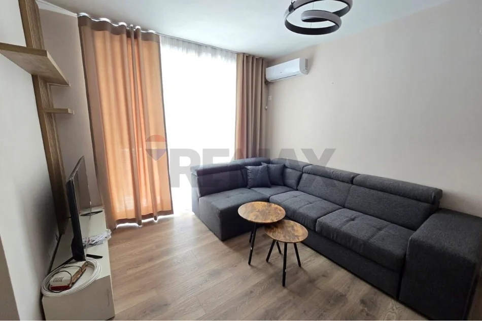 Qira - Apartament 1+1 ne Vasil Shanto 550 euro