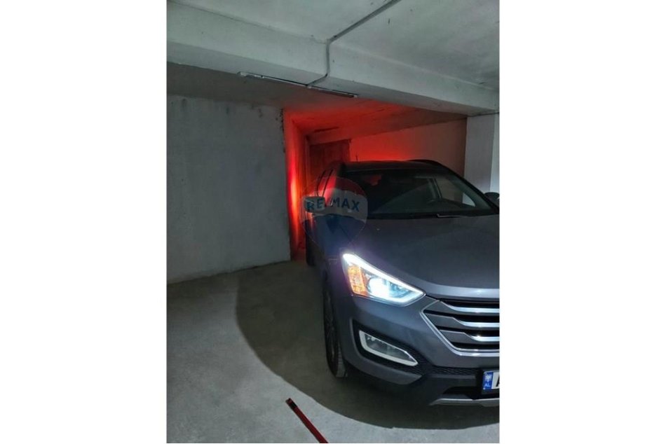 Tirane, shitet garazh | post parkimi Kati -2, 32 m² 30.000 € (Tregu elektrik i ri)