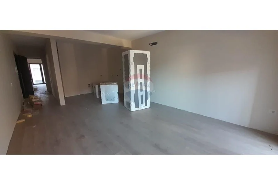 Tirane, jepet me qera apartament , 82 m² 600 € 