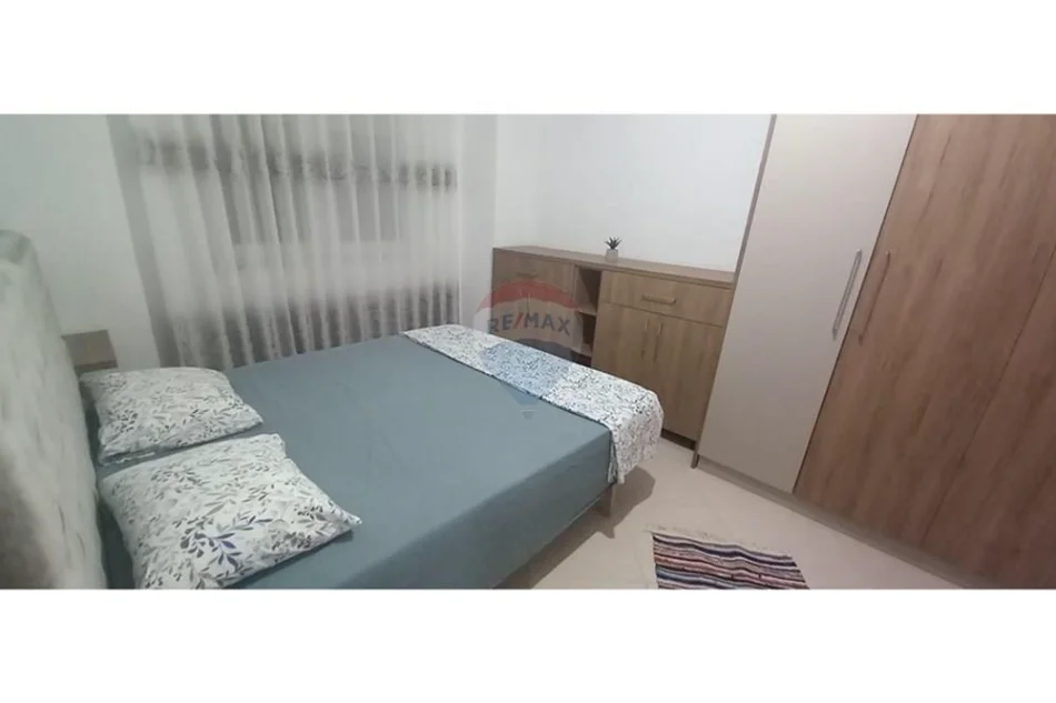 Tirane, jepet me qera apartament 2+1 Kati 2, 110 m² 450 € (linze,Tirane)