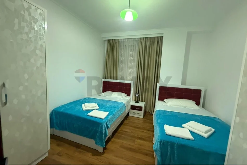 Tirane, shitet apartament 1+1+Ballkon Kati 2, 89 m² 128.500 € 