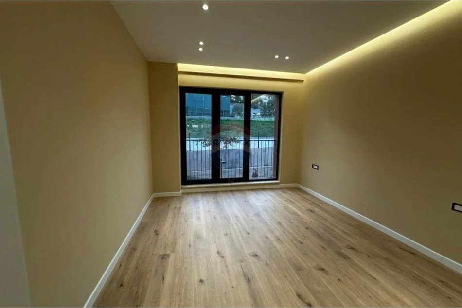 Tirane, shitet apartament 2+1+Ballkon Kati 1, 107 m² 215.000 € (Rezidenca Kodra e DIellit)