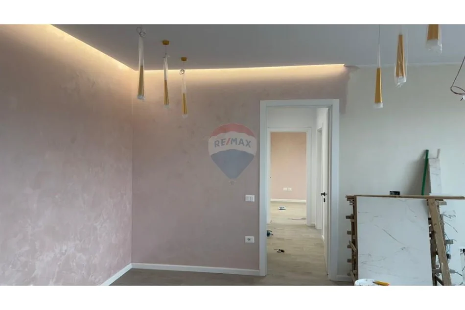 Shqiperi, jepet me qera apartament 2+1+Ballkon Kati 2, 120 m² 1.300 € (Liqeni i thate)