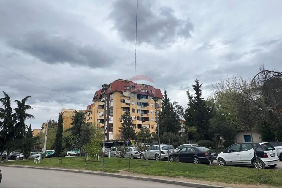 Tirane, shitet apartament , 100 m² 240.000 € (Rruga Artan Lenja, Tiranë)