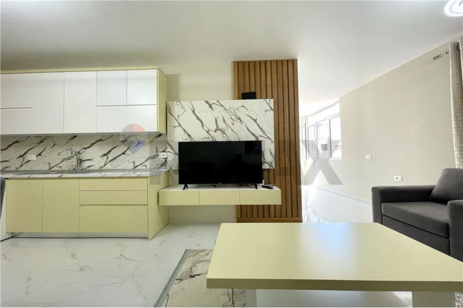 Tirane, jepet me qera apartament , 110 m² 800 € 
