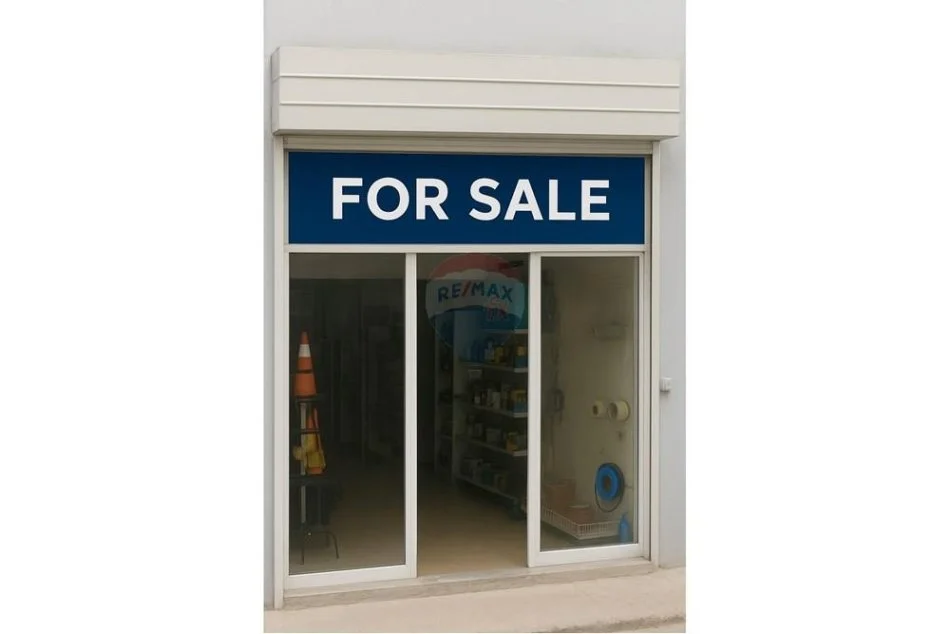 Tirane, shitet dyqan , 34 m² 60.000 € (Liqeni I Thatë, Tiranë(ID: 530561003-4)