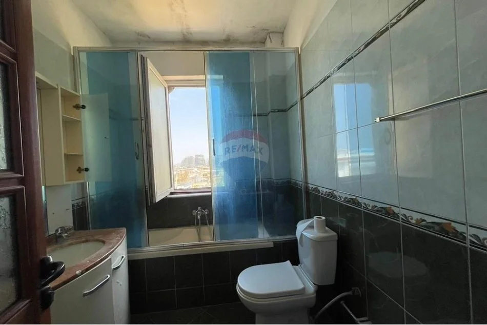 Tirane, jepet me qera apartament 2+1+Aneks+Ballkon , 115 m² 550 € 