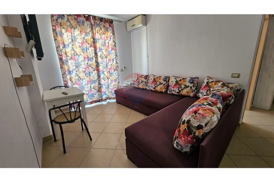 Tirane, shitet apartament 1+1 Kati 8, 47 m² 73.000 €