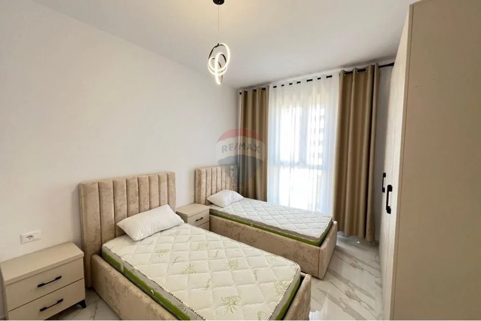 Tirane, jepet me qera apartament 2+1 , 100 m² 750 € (Don Bosko)
