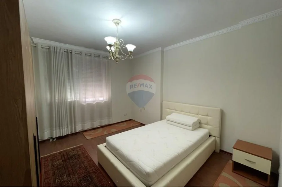 Tirane, shitet apartament 3+1 Kati 3, 183 m² 330.000 € (Kopshti Zoologjik, Tiranë)