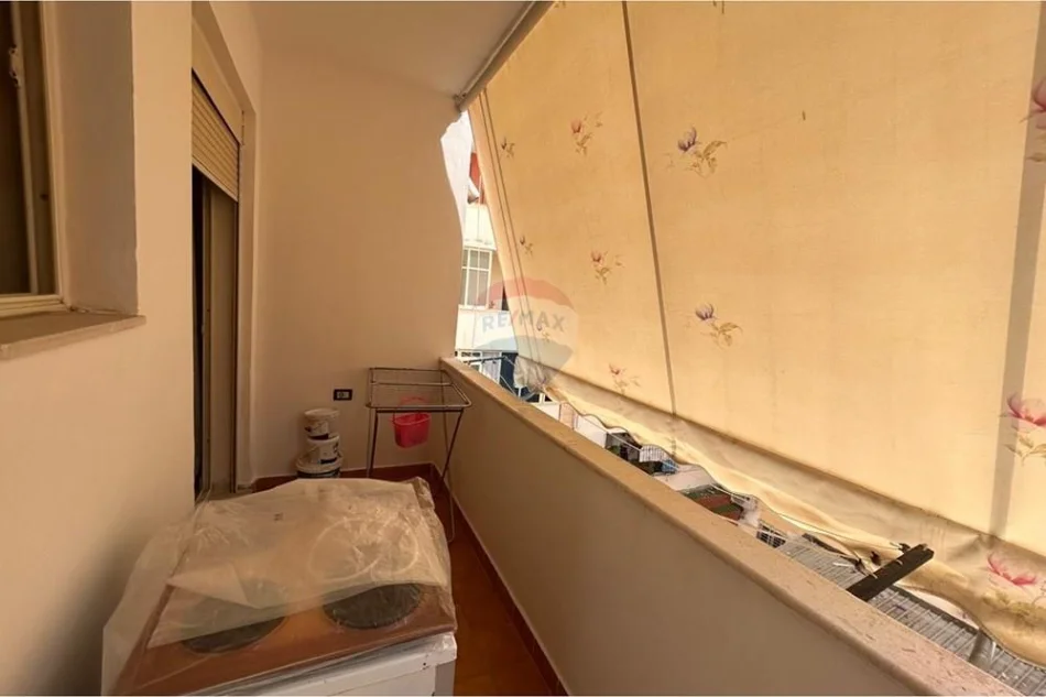 Vlore, jepet me qera apartament 2+1 Kati 4, 100 m² 350 € (Rruga Lef Sallata, pran Shkolles se Muzikes, vlore)